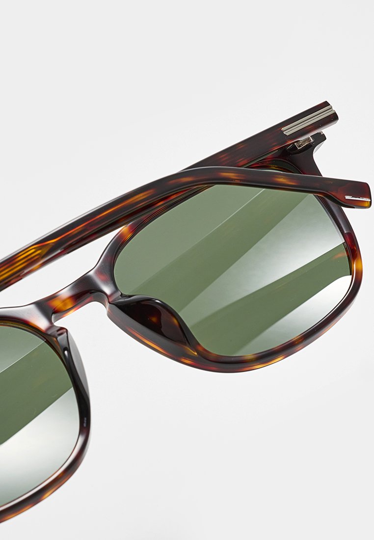 BOSS