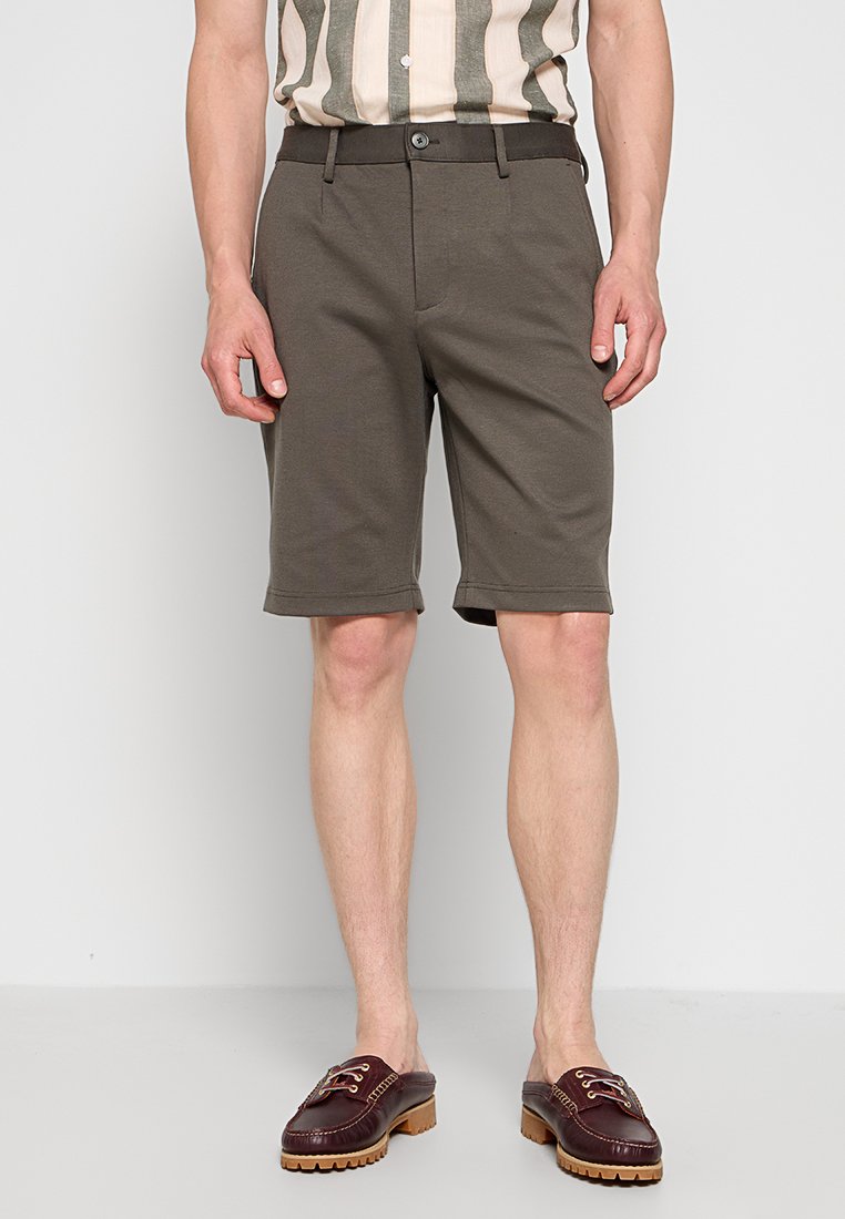 Lindbergh Shorts Media 1