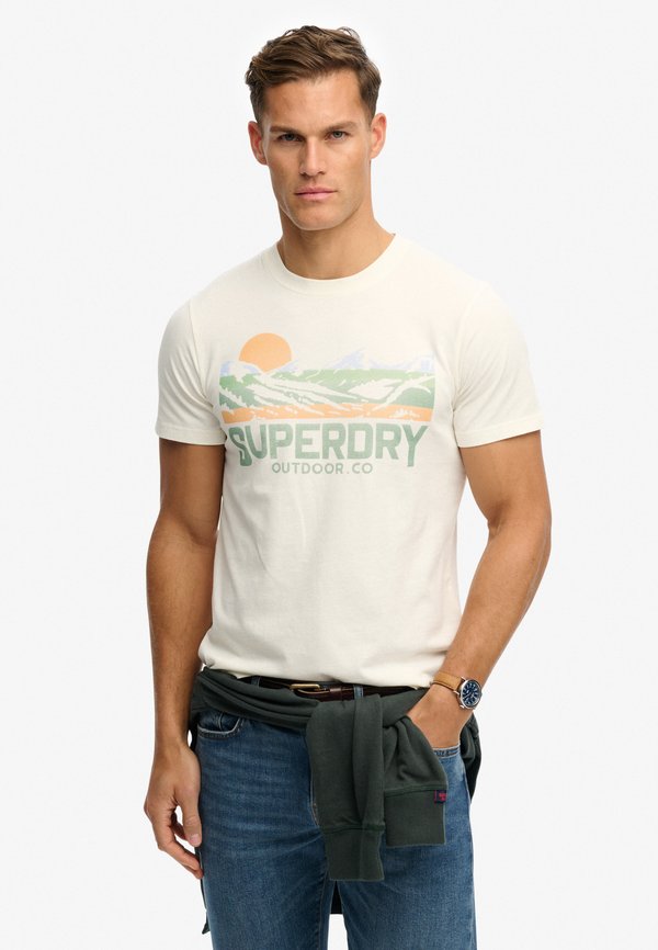 Superdry & Co SUPERDRY OUTDOORS MOUNTAIN RELAXED T-SHIRT.. - Print T-shirt - off white