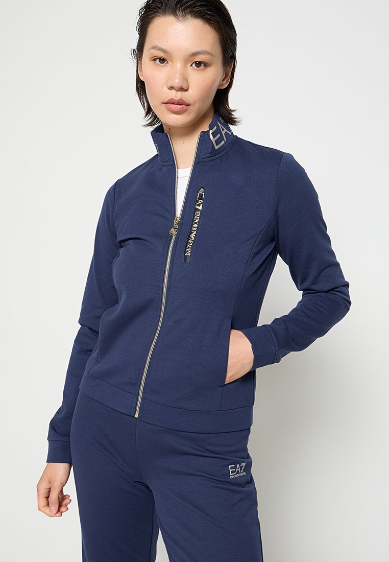 EA7 Emporio Armani Trainingsanzug Media 4