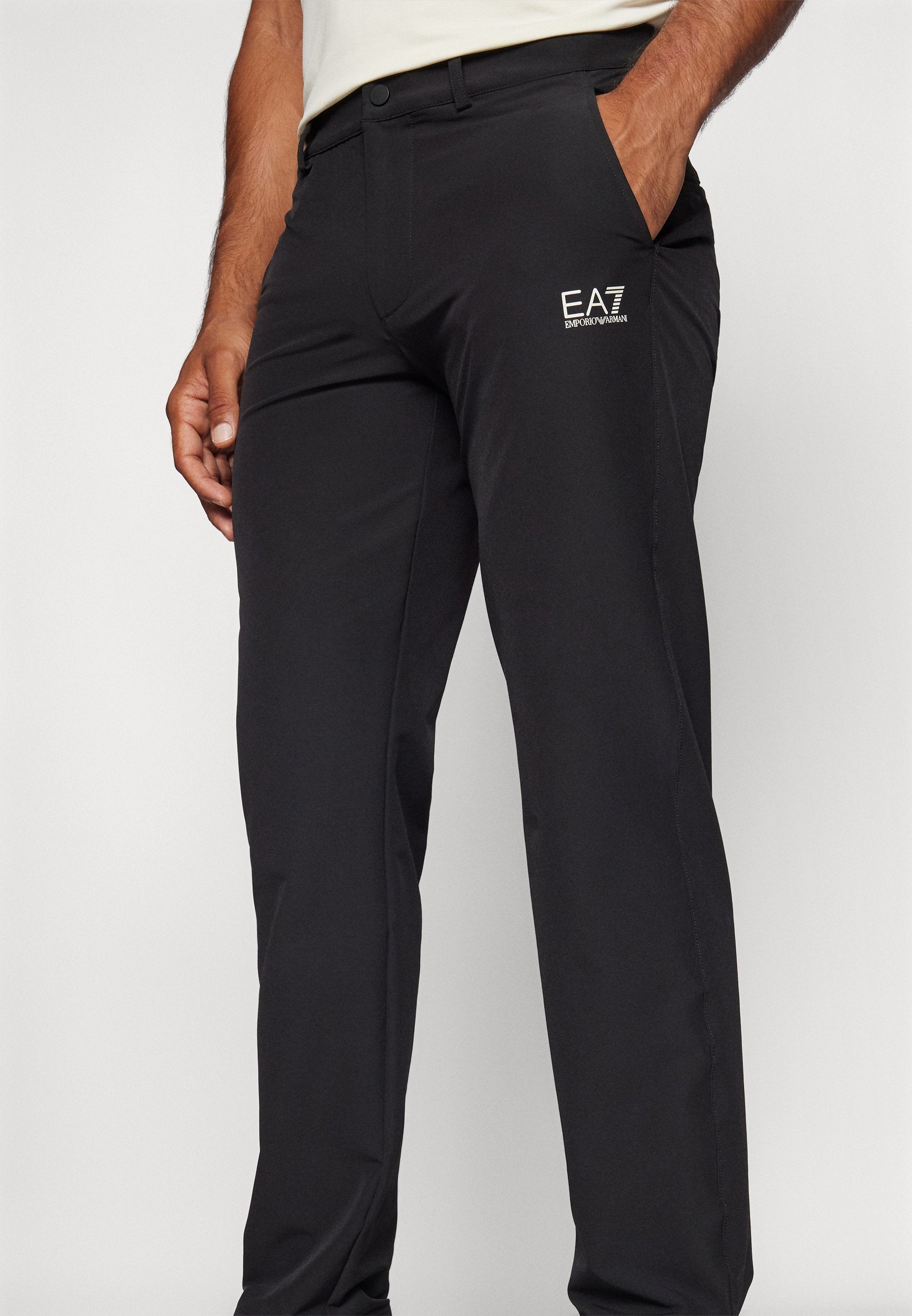 GOLF PRO PANTS Media 5