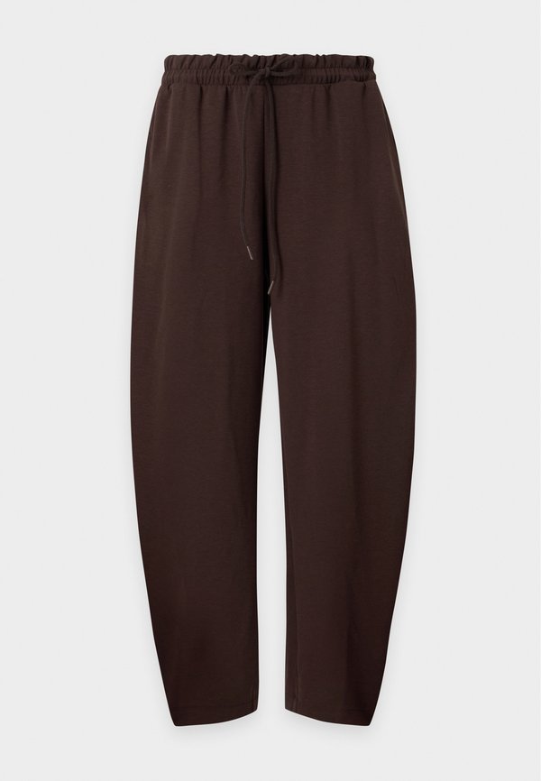 adidas Originals BARREL PANTS - Tracksuit bottoms - aurora coffee