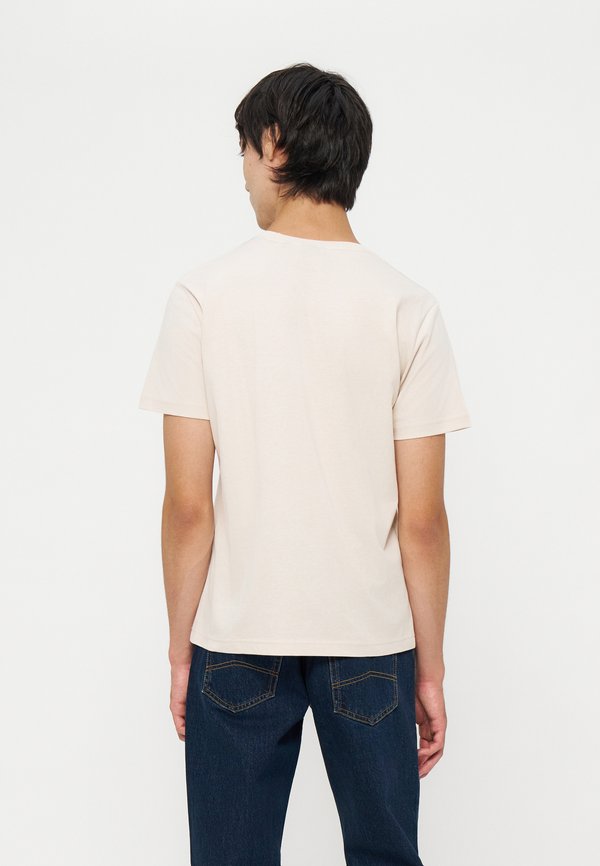 EA7 Emporio Armani