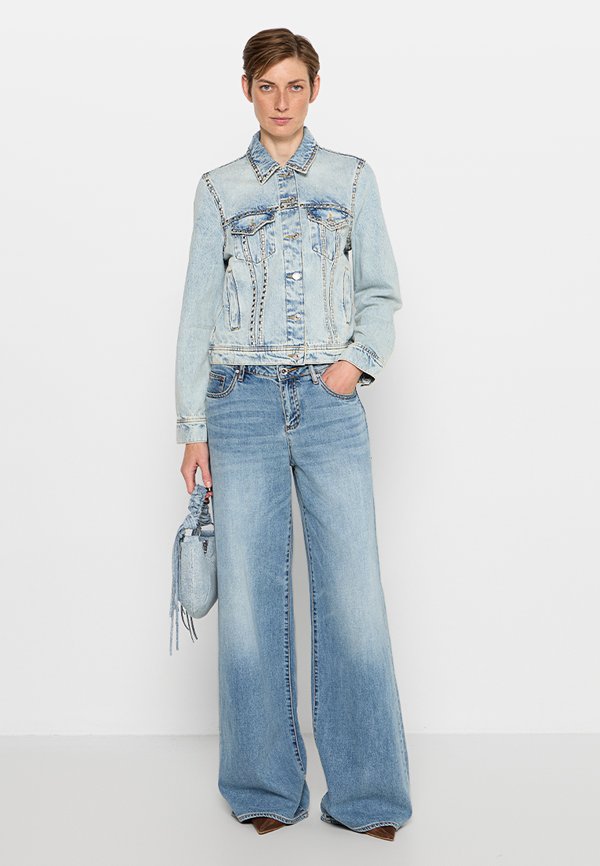 7 for all mankind PRICILA