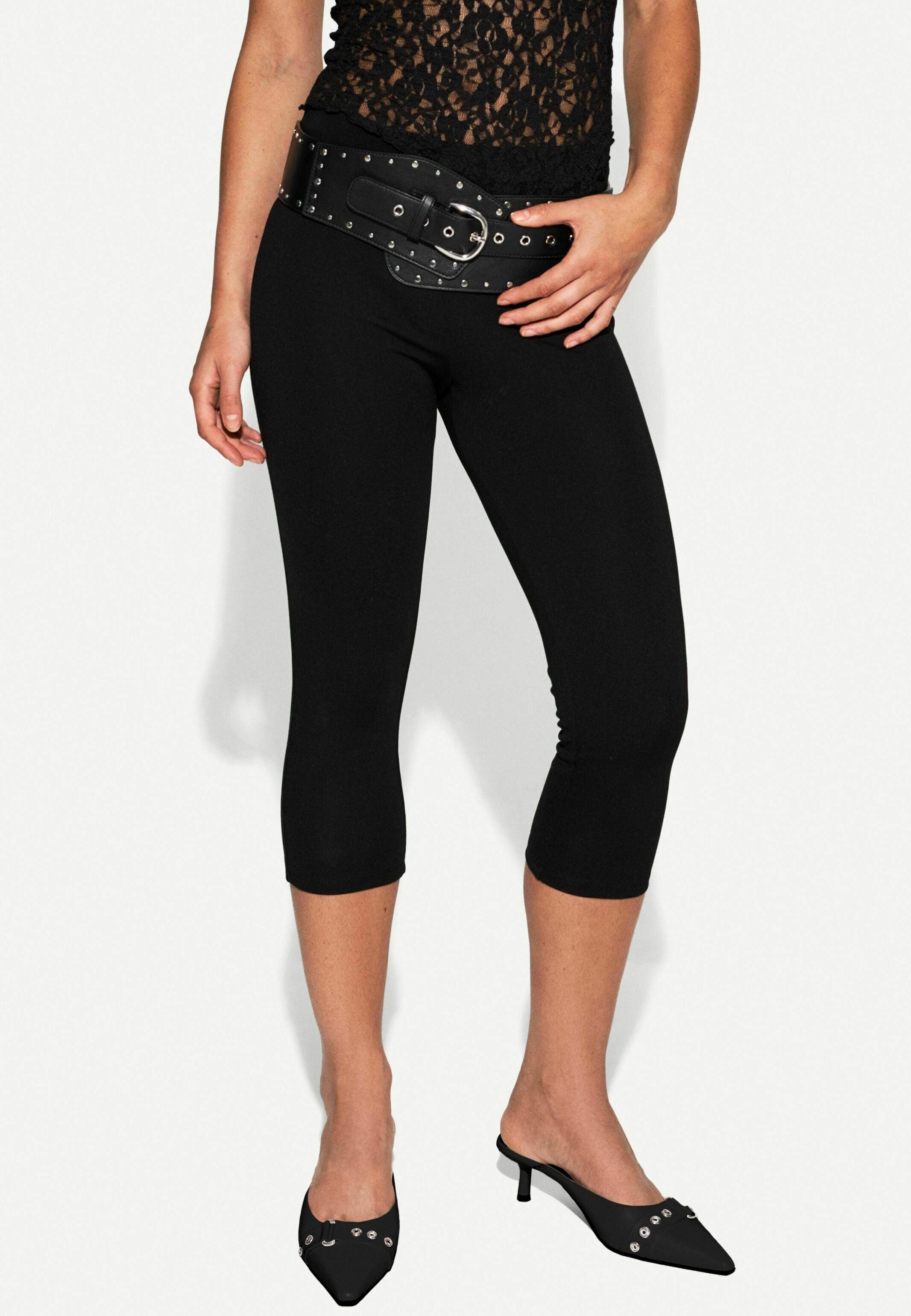 Bershka CAPRI BERMUDA