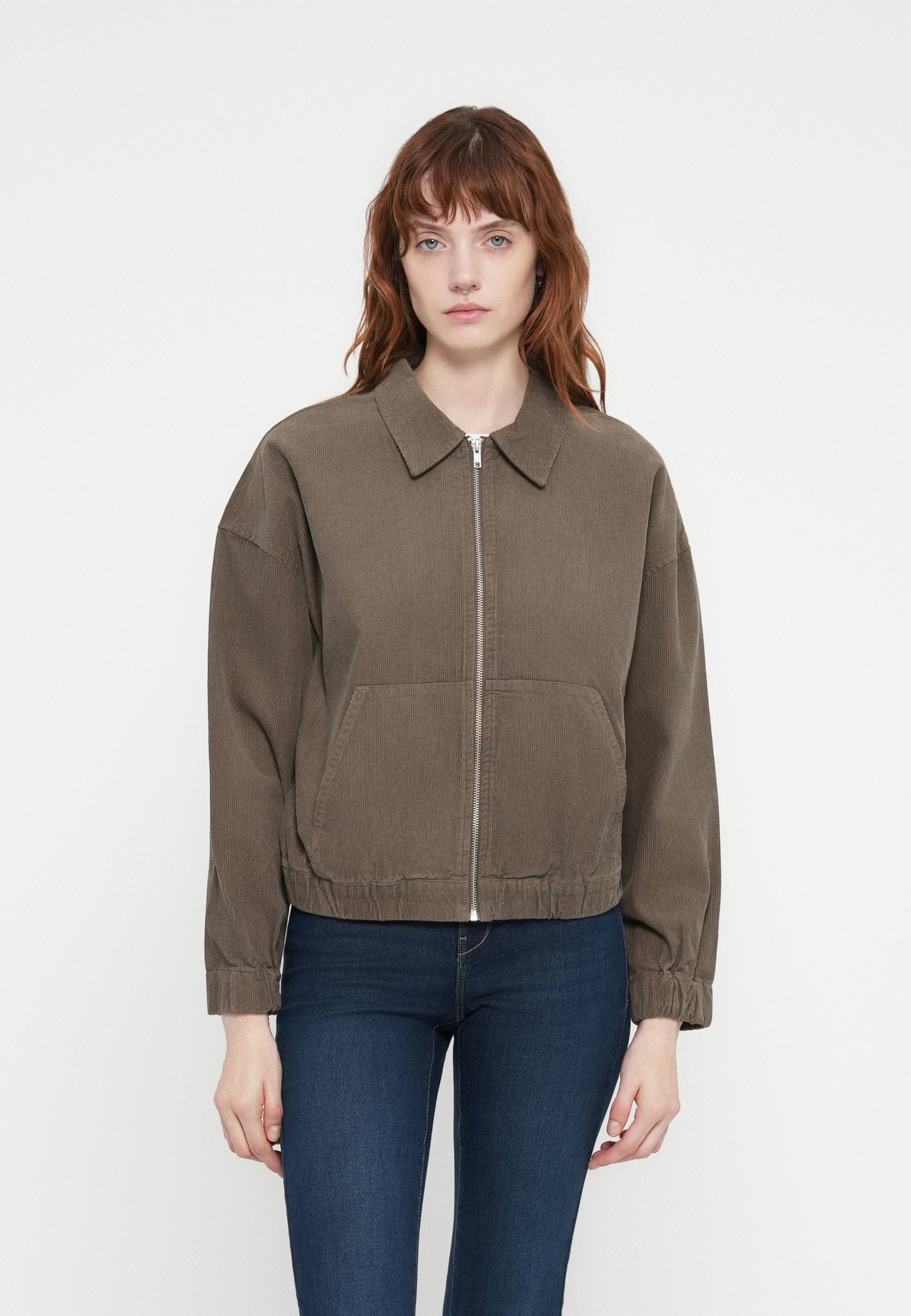 ONLMOXIE CORD BOMBER Media 3