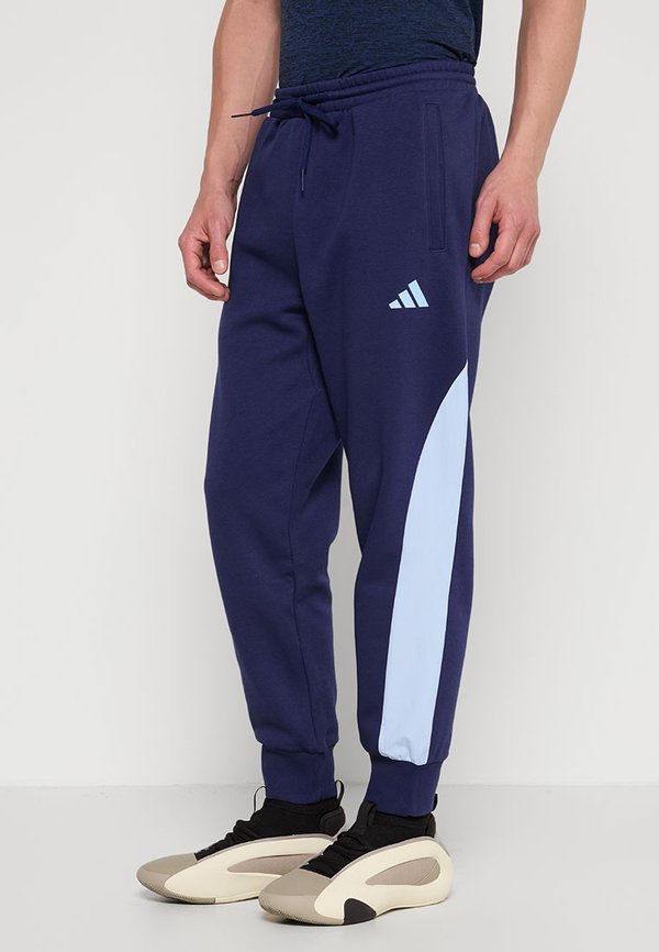 adidas Performance REGULAR FIT