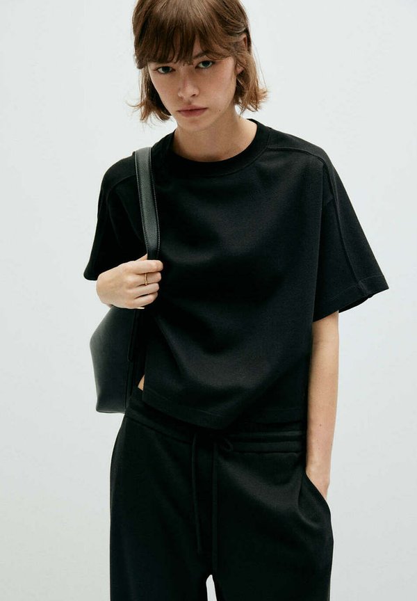 Mango ADULT - Basic T-shirt - noir