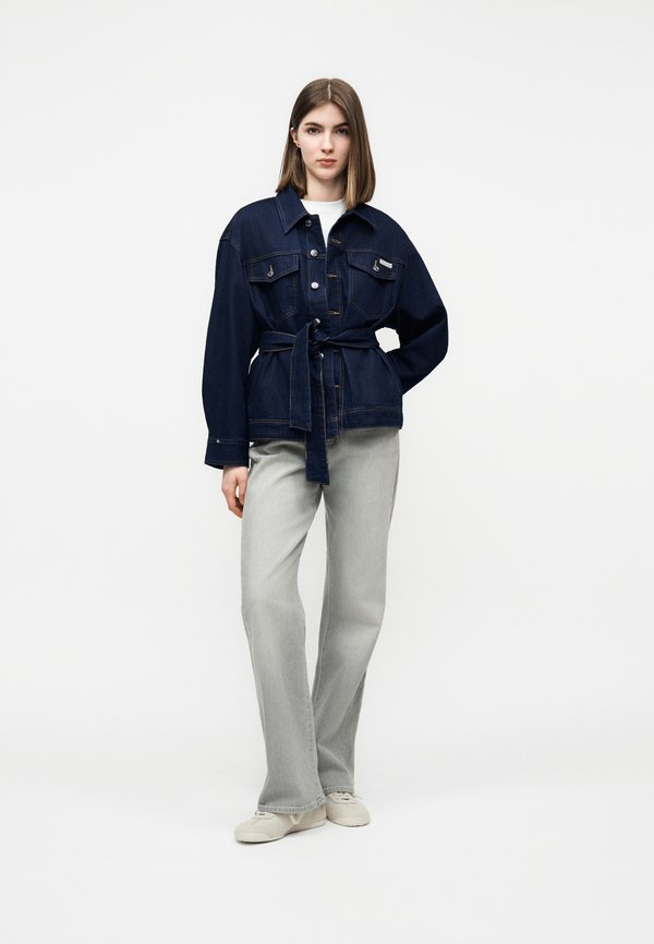 Calvin Klein Jeans