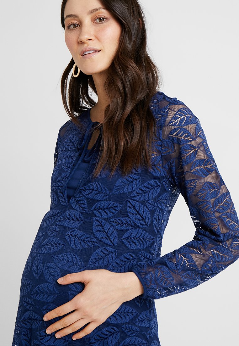 Queen Mum DRESS