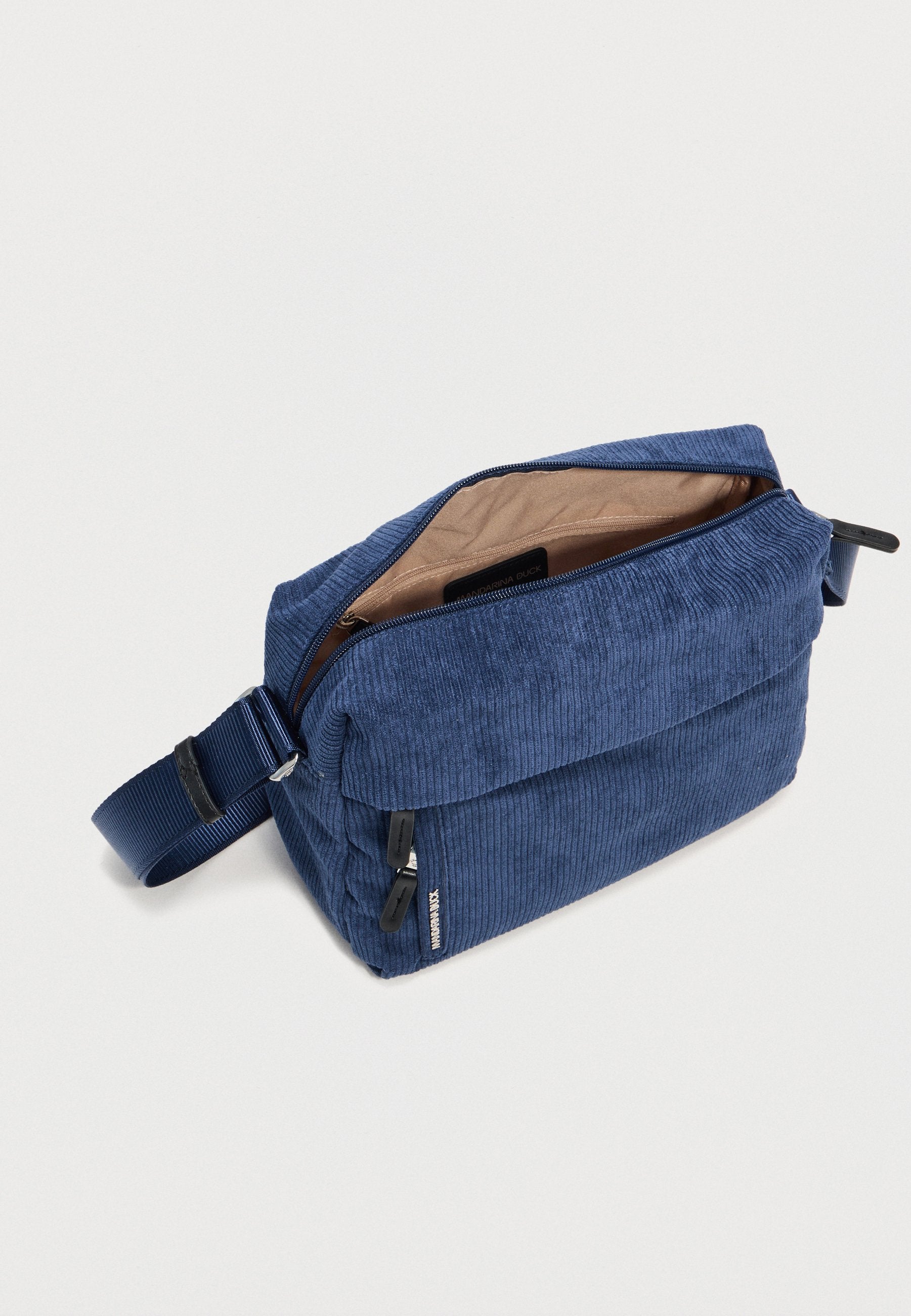 Mandarina Duck
