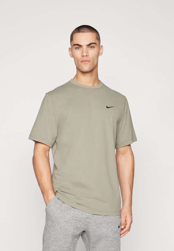 Nike Performance HYVERSE - Sports T-shirt - light army black