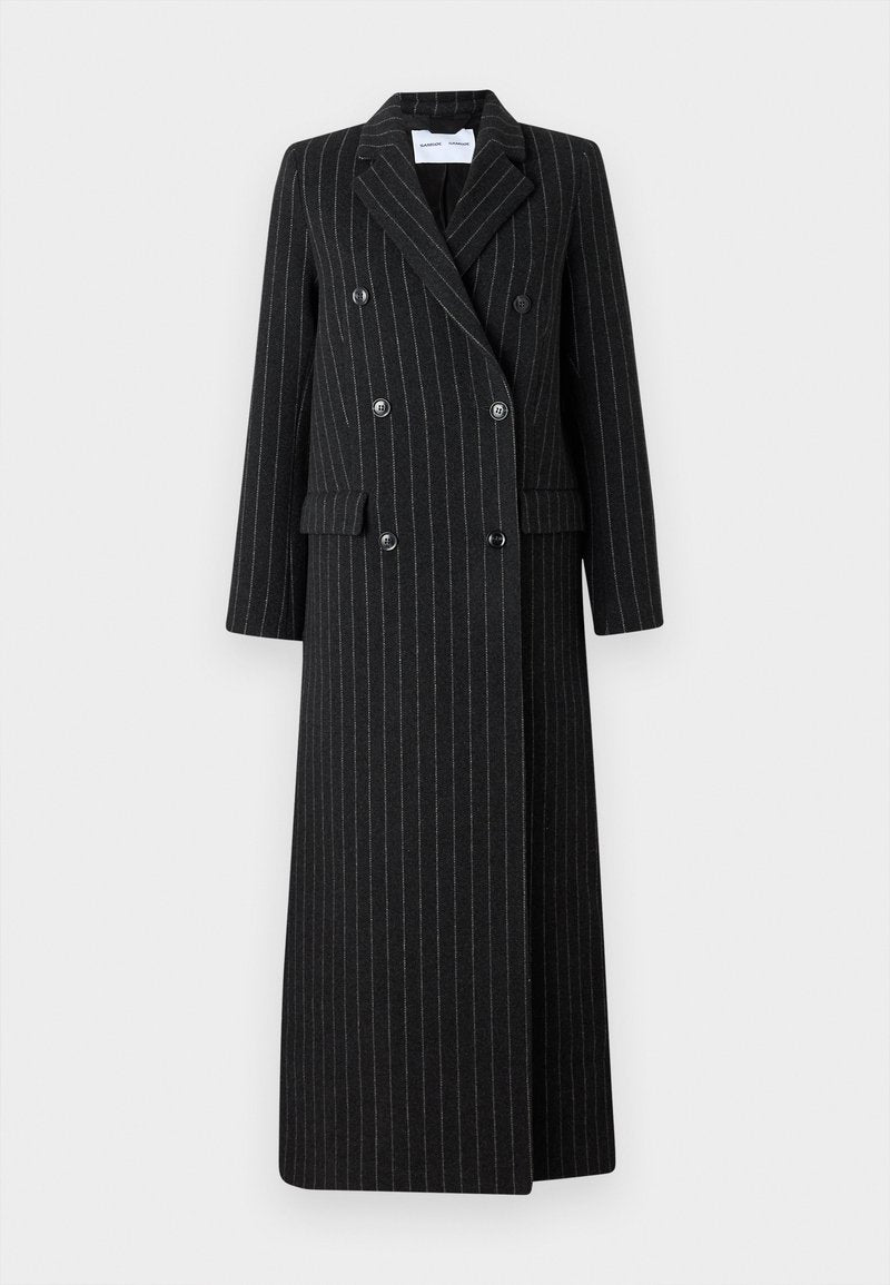 COAT MAXI Media 1