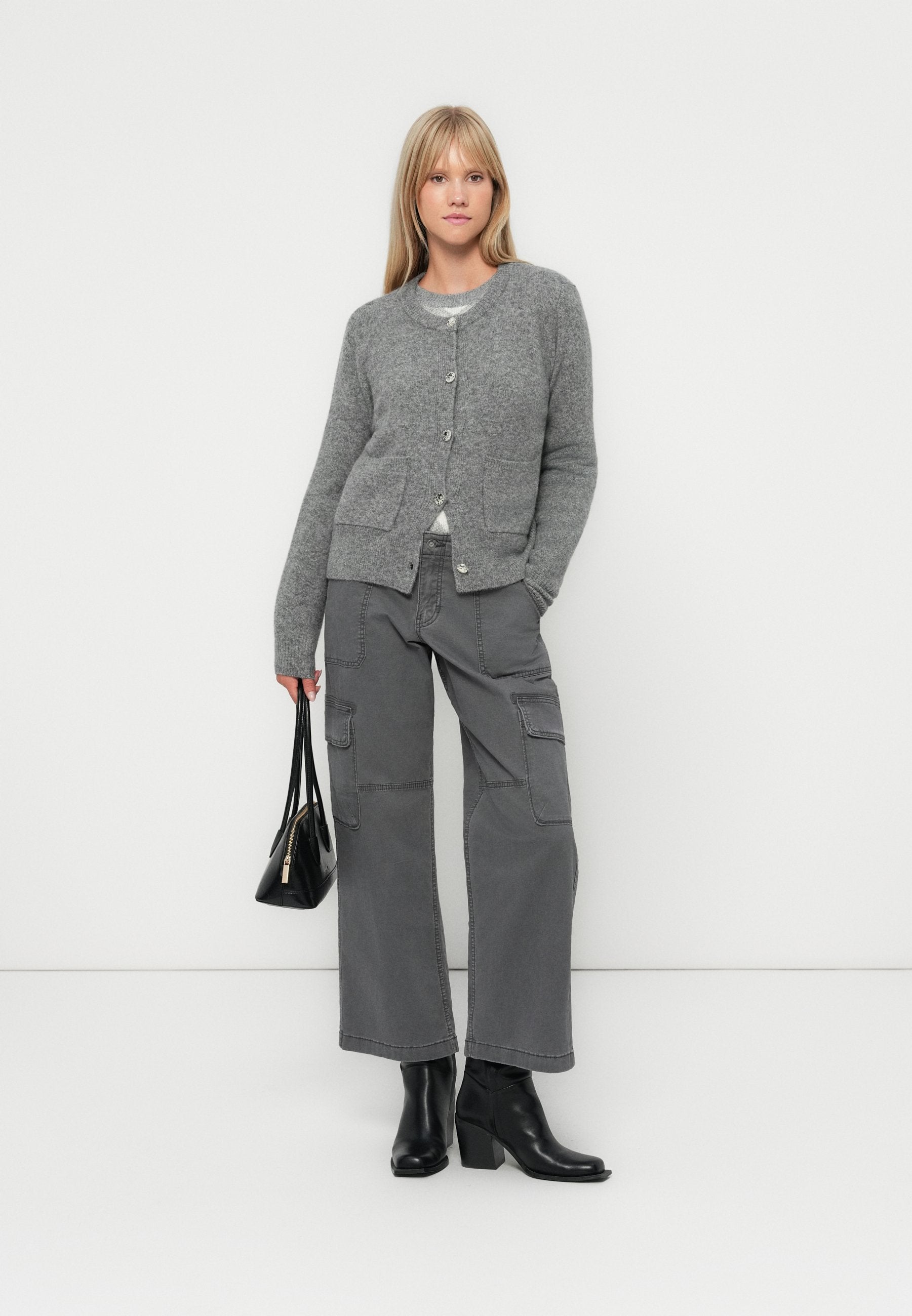 Vero Moda VMNOVI O NECK BUTTON CARDIGAN