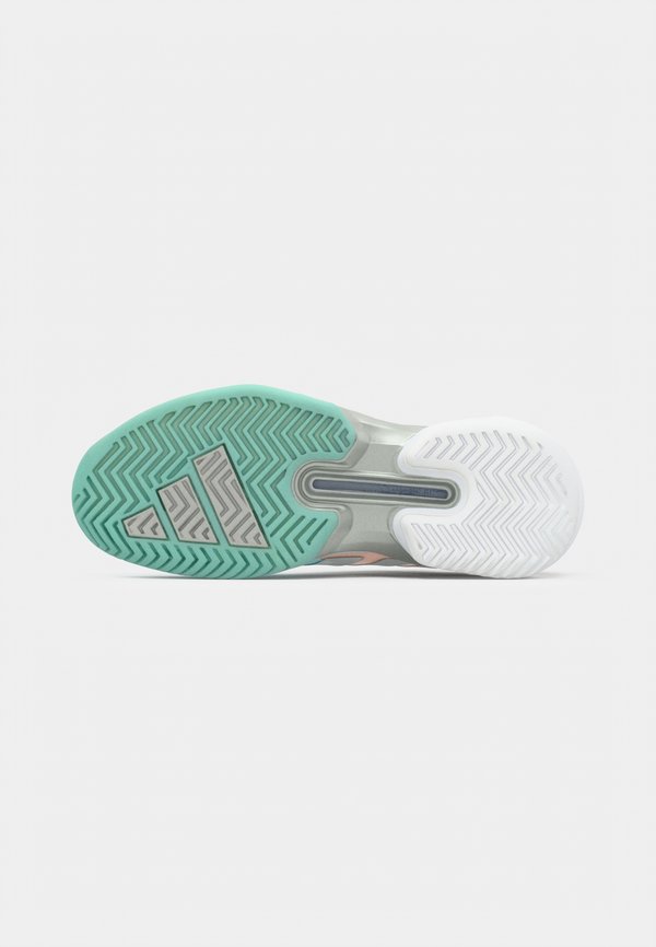 adidas Performance ADIZERO UBERSONIC 5