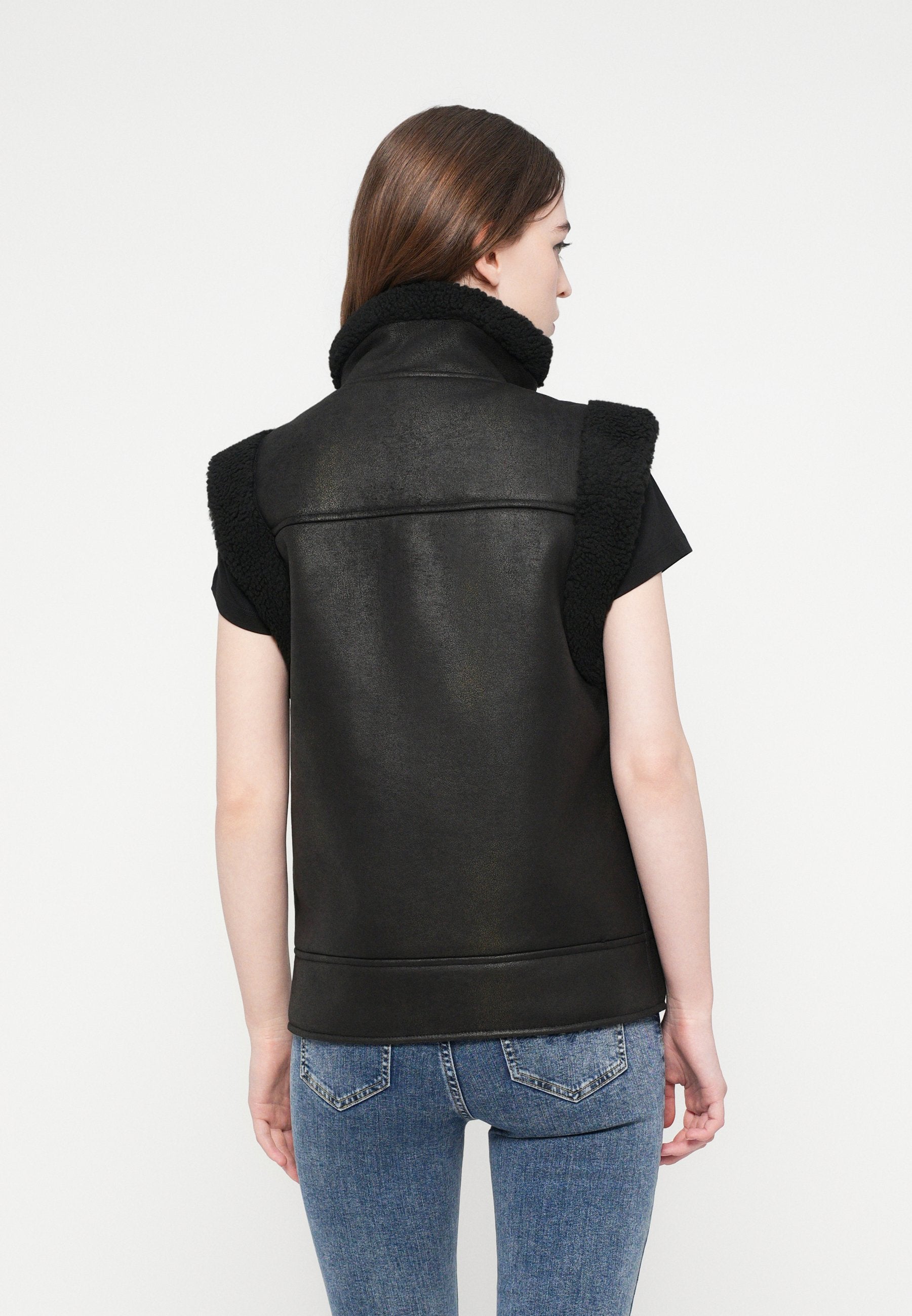 KARL LAGERFELD Weste Media 2
