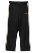 Schwarze Sporthosen mit beigefarbenen Seitenstreifen, elastischem Bund, zwei Fronttaschen und einer glatten Stoffstruktur. Mit Markenlogo.