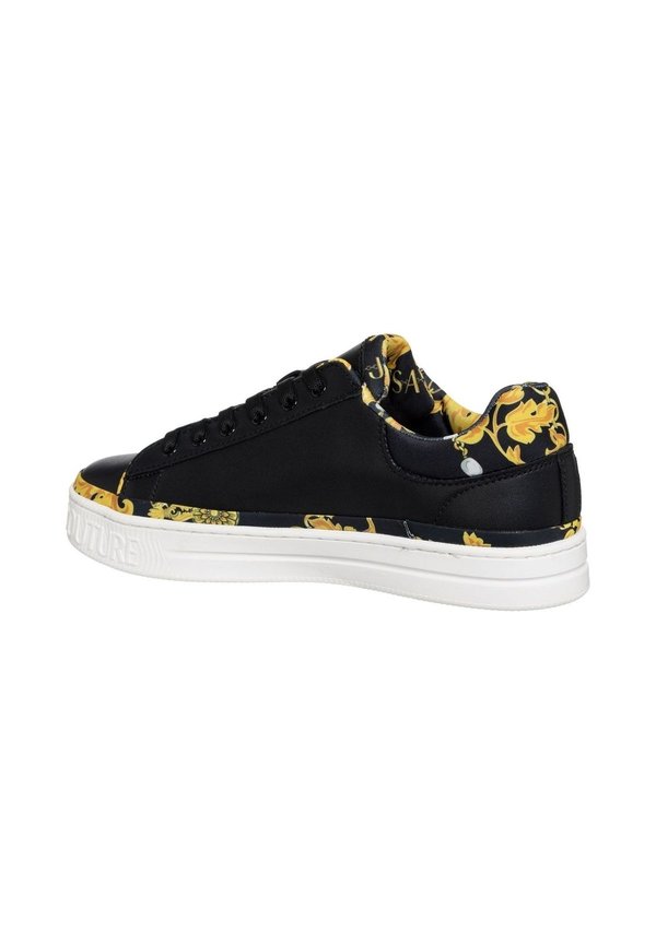 Versace Jeans Couture