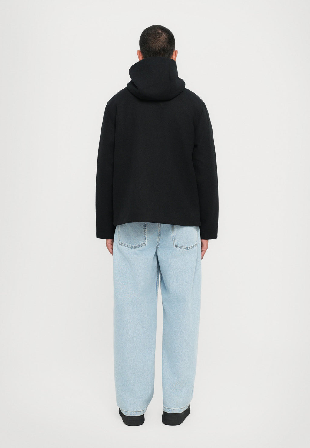 MOUNTAIN JACKET Media 4