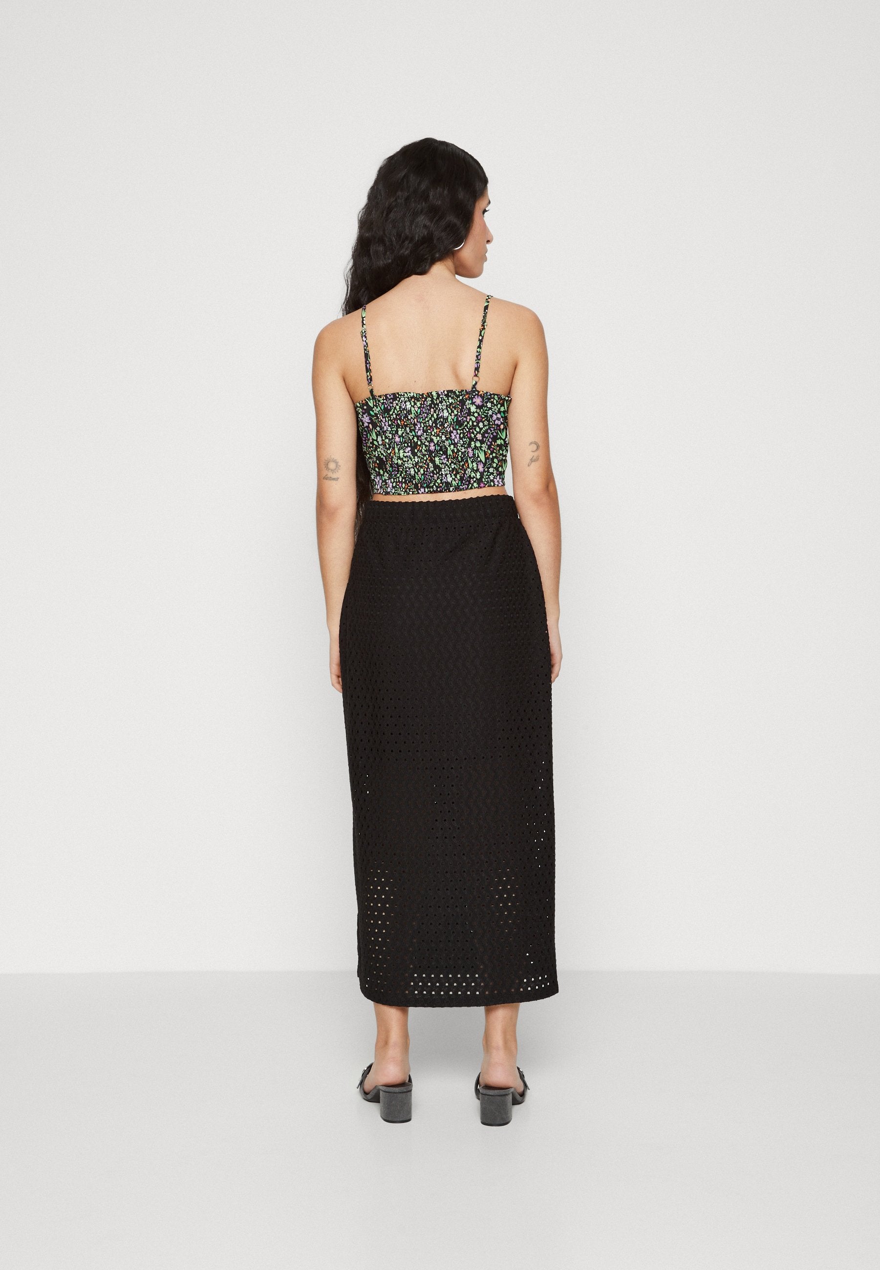 ONLMADELINE MIDI SKIRT Media 4