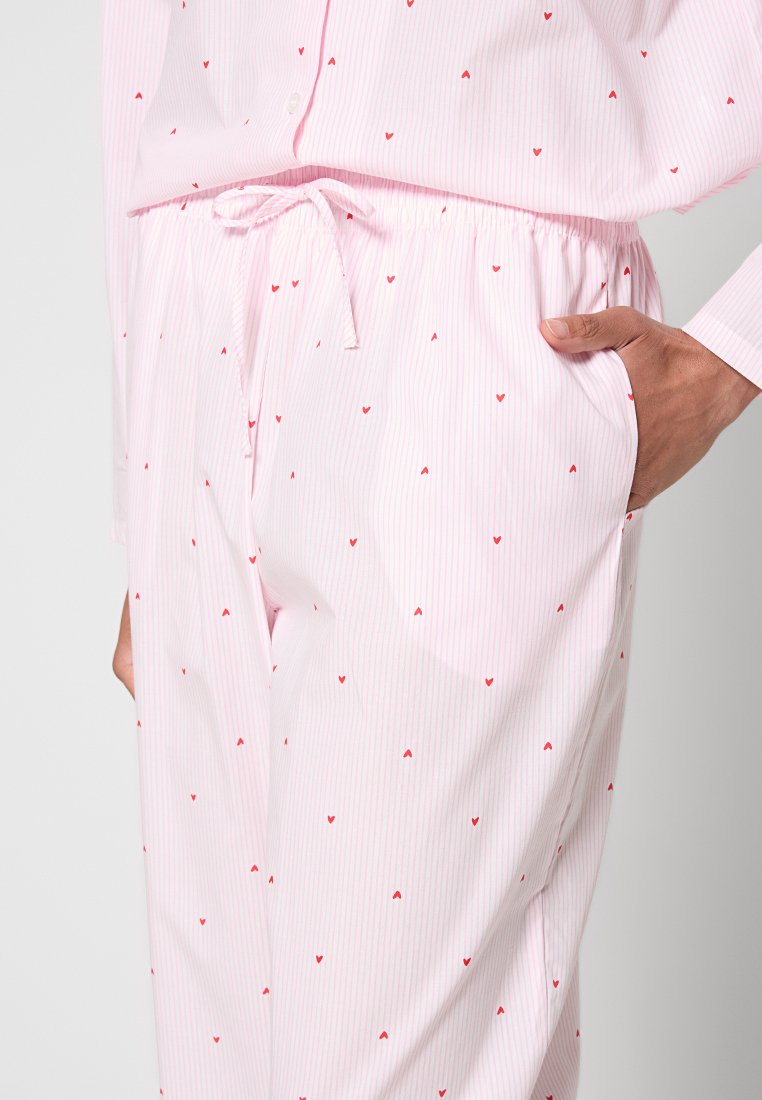 Hunkemöller