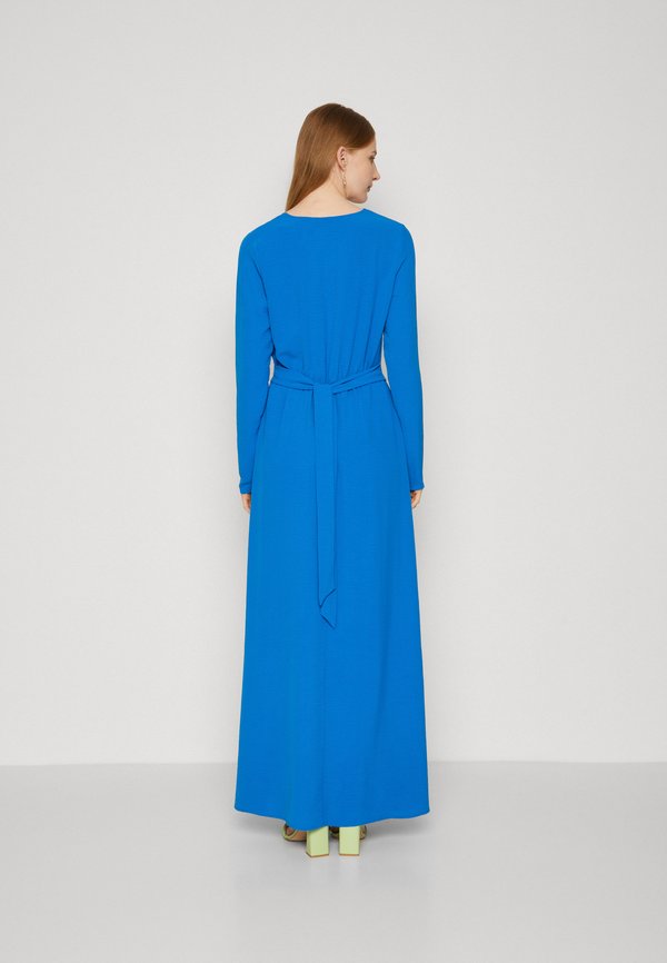 Vero Moda Tall VMALVA V NECK DRESS