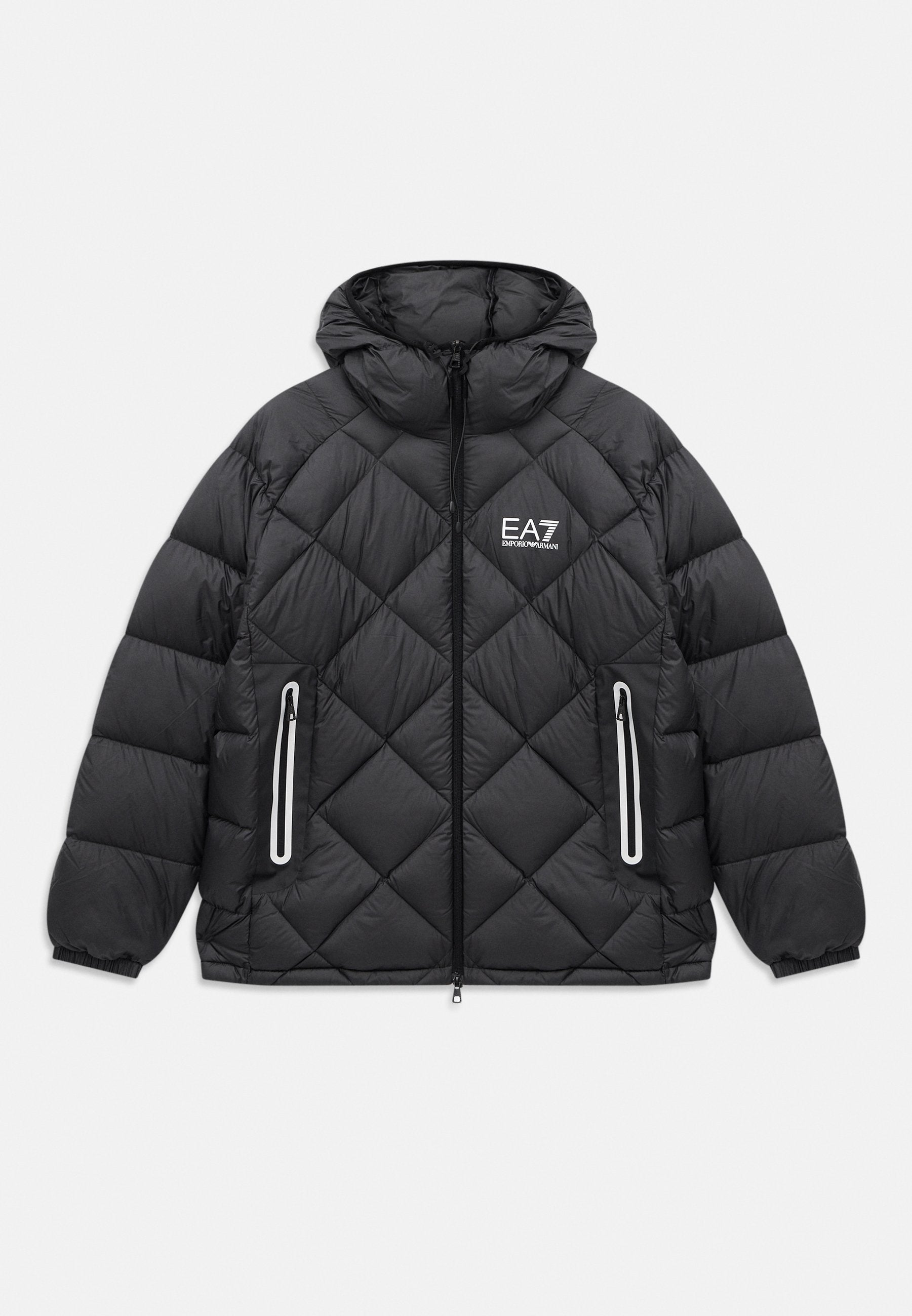MOUNTAIN QUILTED JACKET Media 1