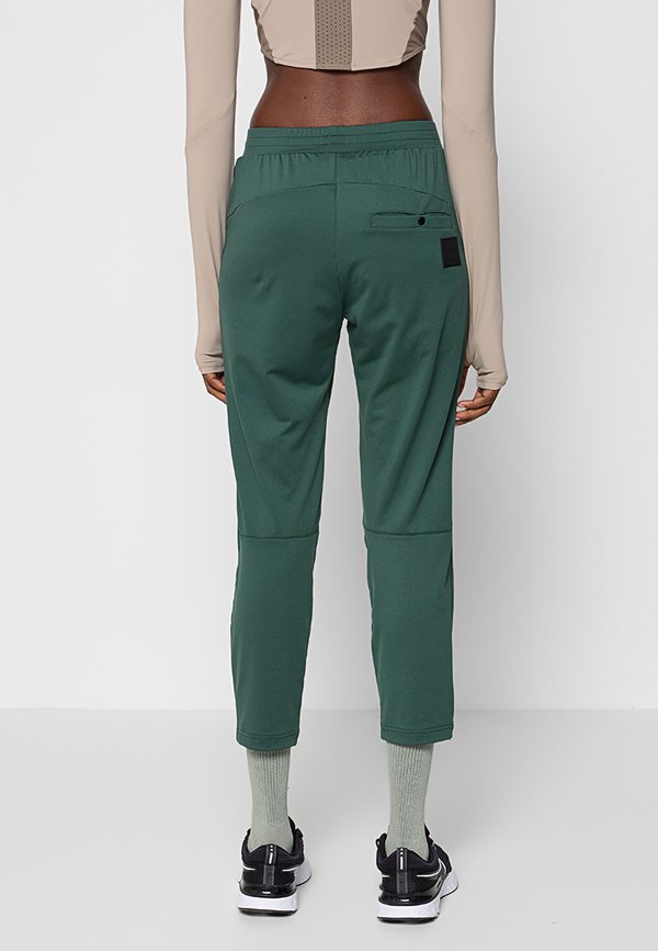 Cross Sportswear