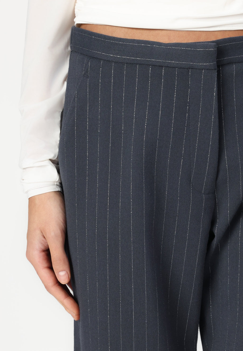Abercrombie & Fitch Low Rise Tailored Slim Boot Pant