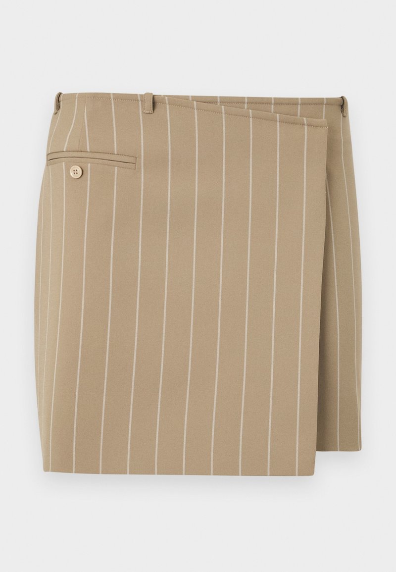 NEEM SKIRT Media 1