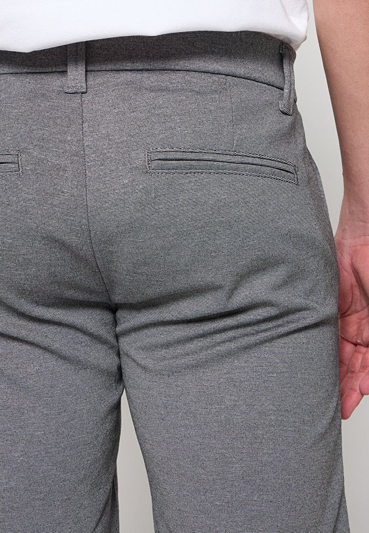ONSTHOR SLIM FIT Media 6