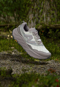 New Balance FRESH FOAM HIERRO V9 - Trail running shoes - sea salt