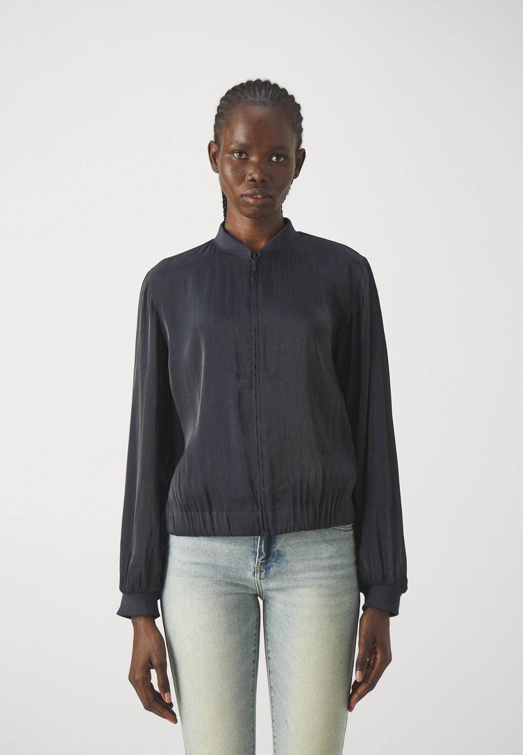 BLOUSON Media 3