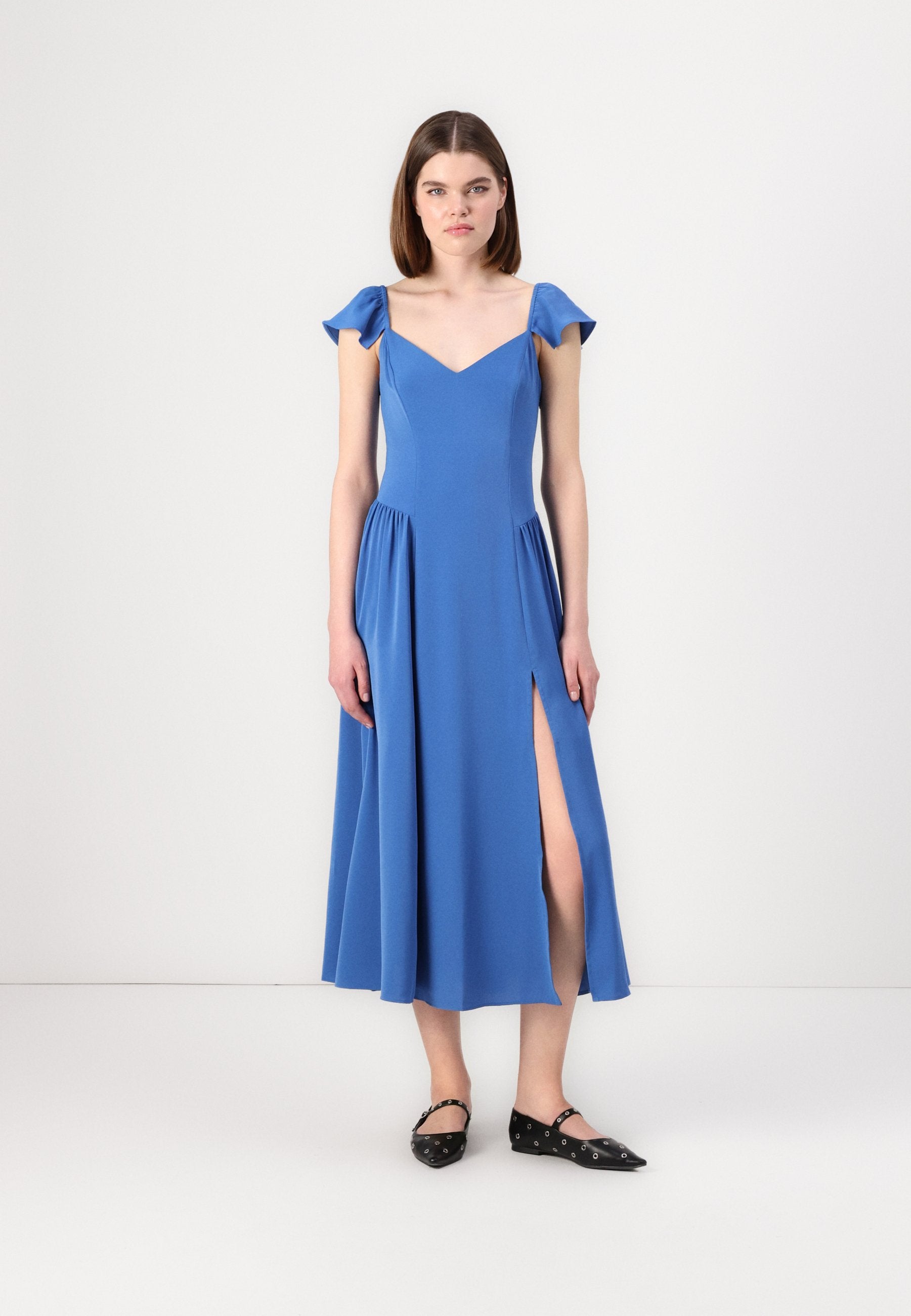 Abercrombie & Fitch FLUTTER DIPPED WAIST MIDI