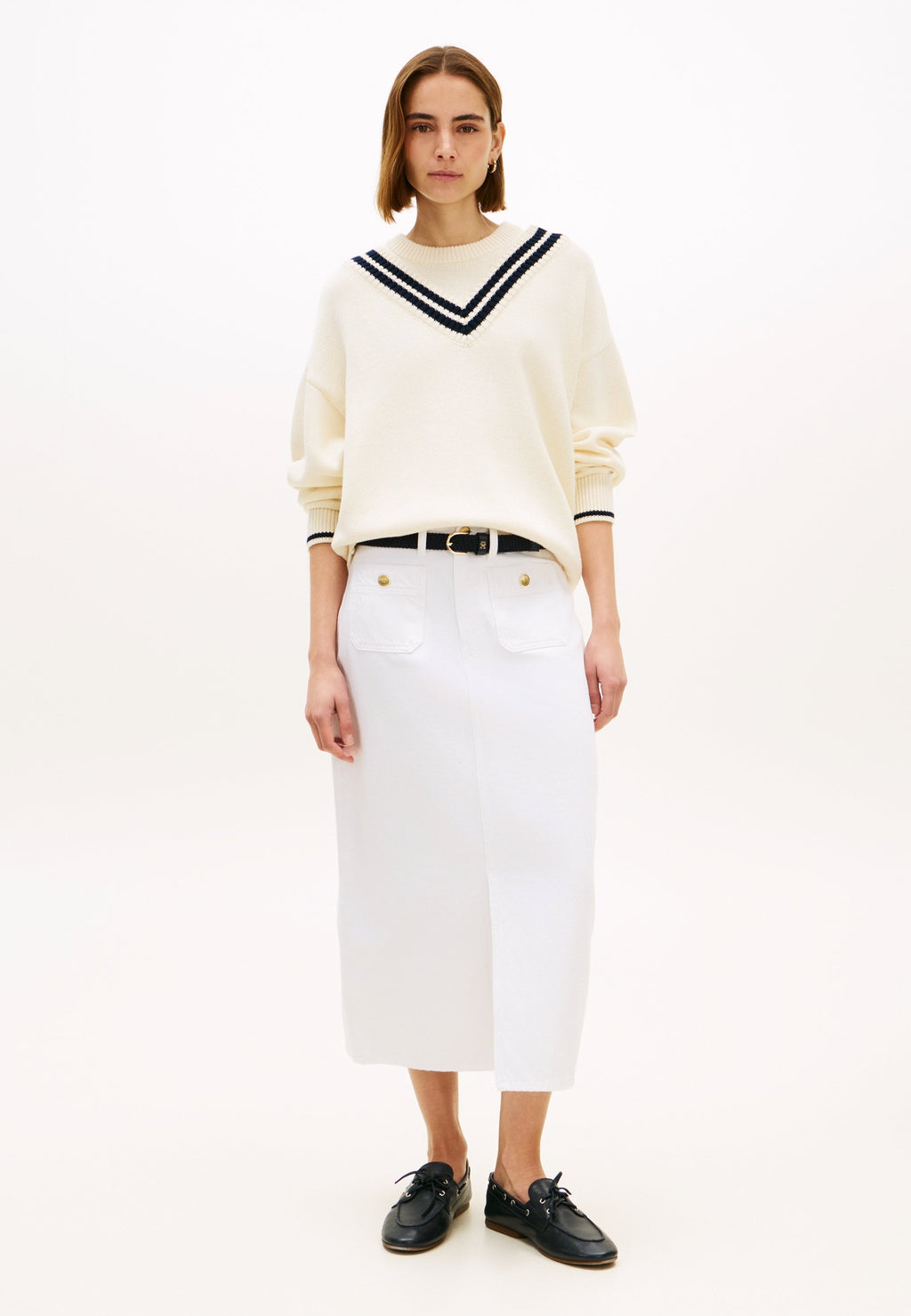 GOLD-TONE BUTTON WHITE DENIM MIDI SKIRT Media 2