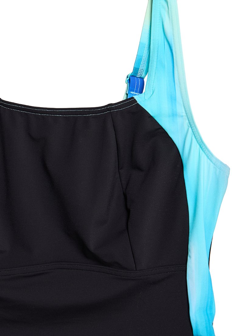 Speedo