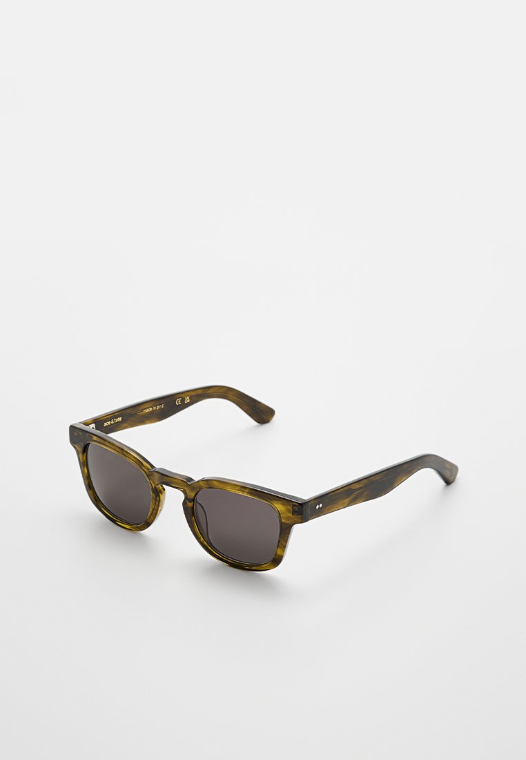 Ace & Tate OSCAR