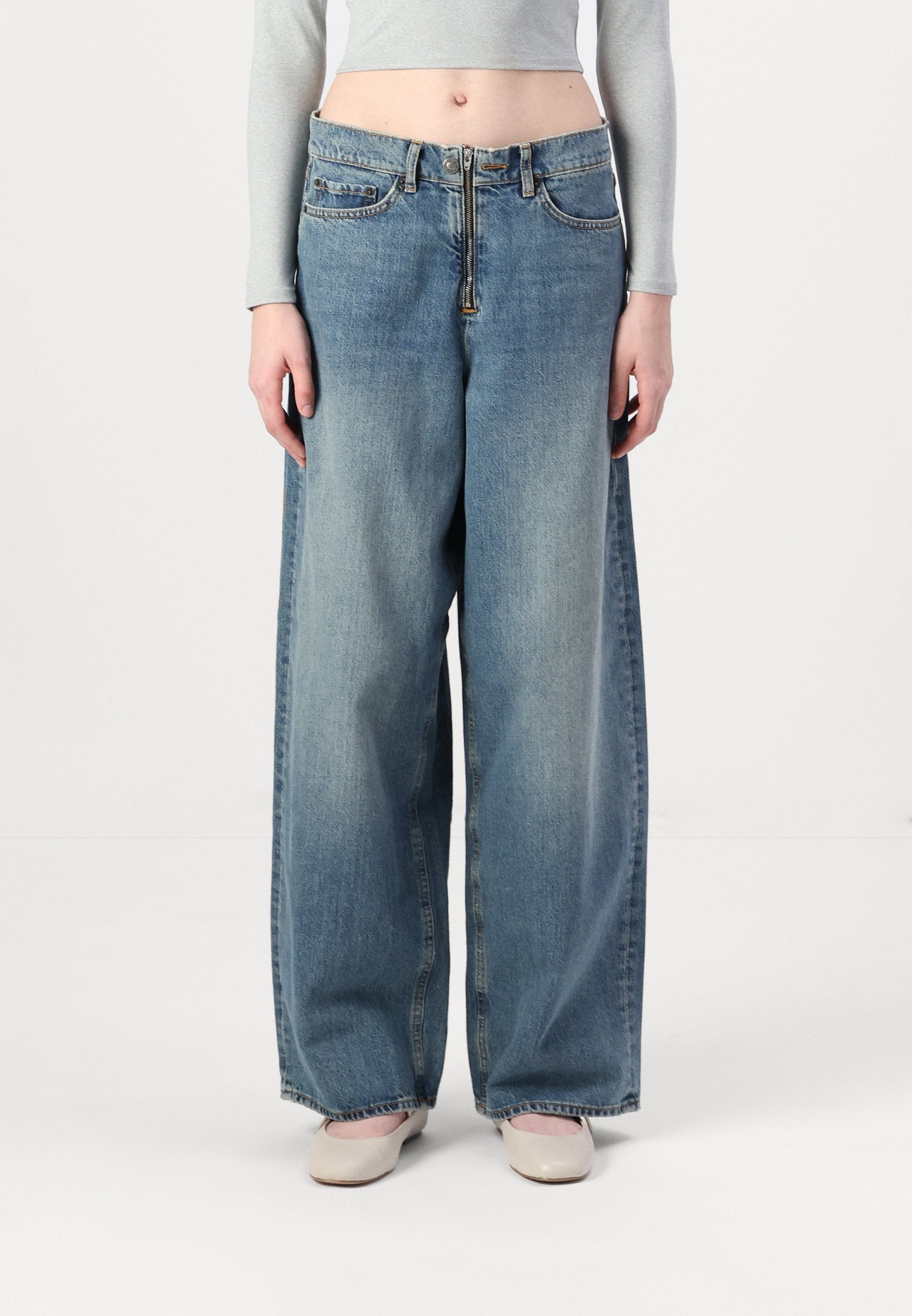 Wide-fit ONLBAXTER Mid waist Wide Leg Fit Media 3