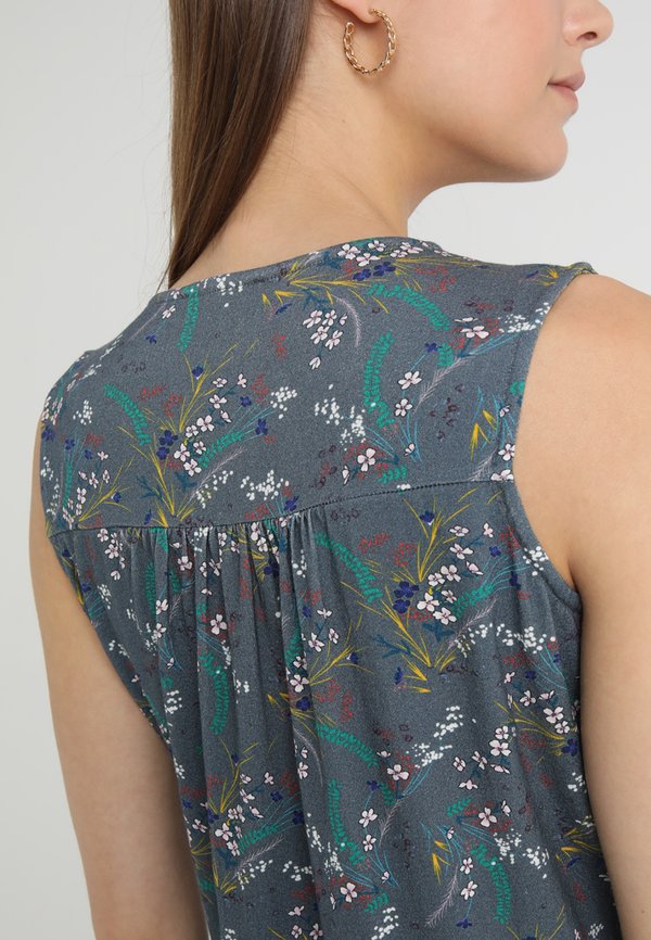 Envie de Fraise AEKO TANK