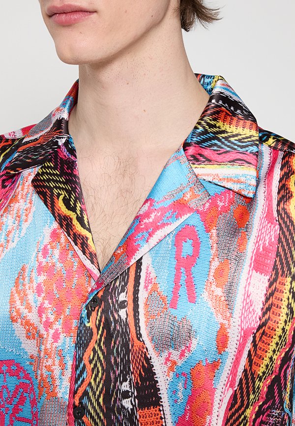 Carlo Colucci REGULAR FIT