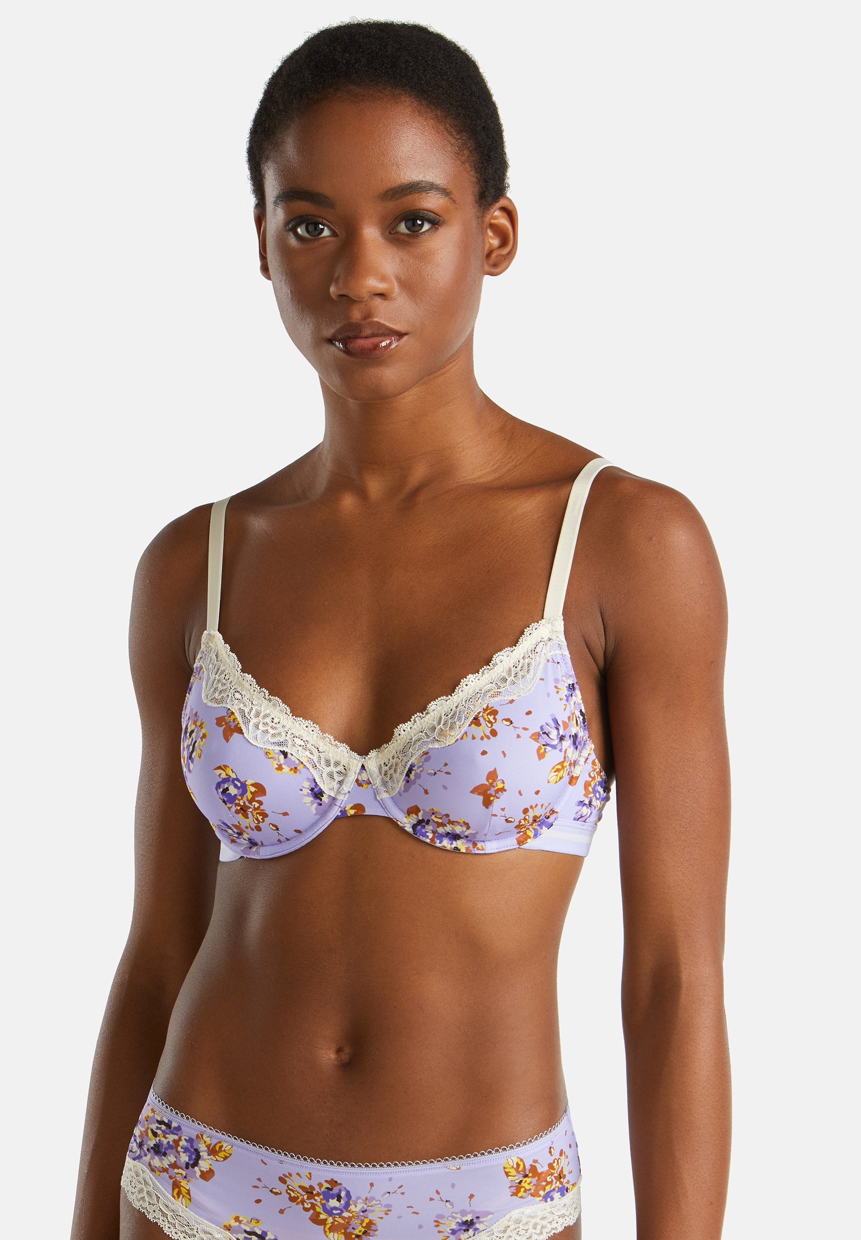 United Colors of Benetton WITH FLORAL