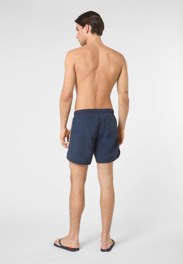Fila APPAREL MASSA RELAXED BLOCKED BEACH
