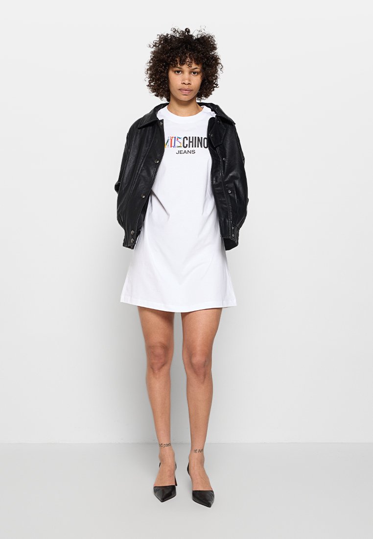 MOSCHINO JEANS