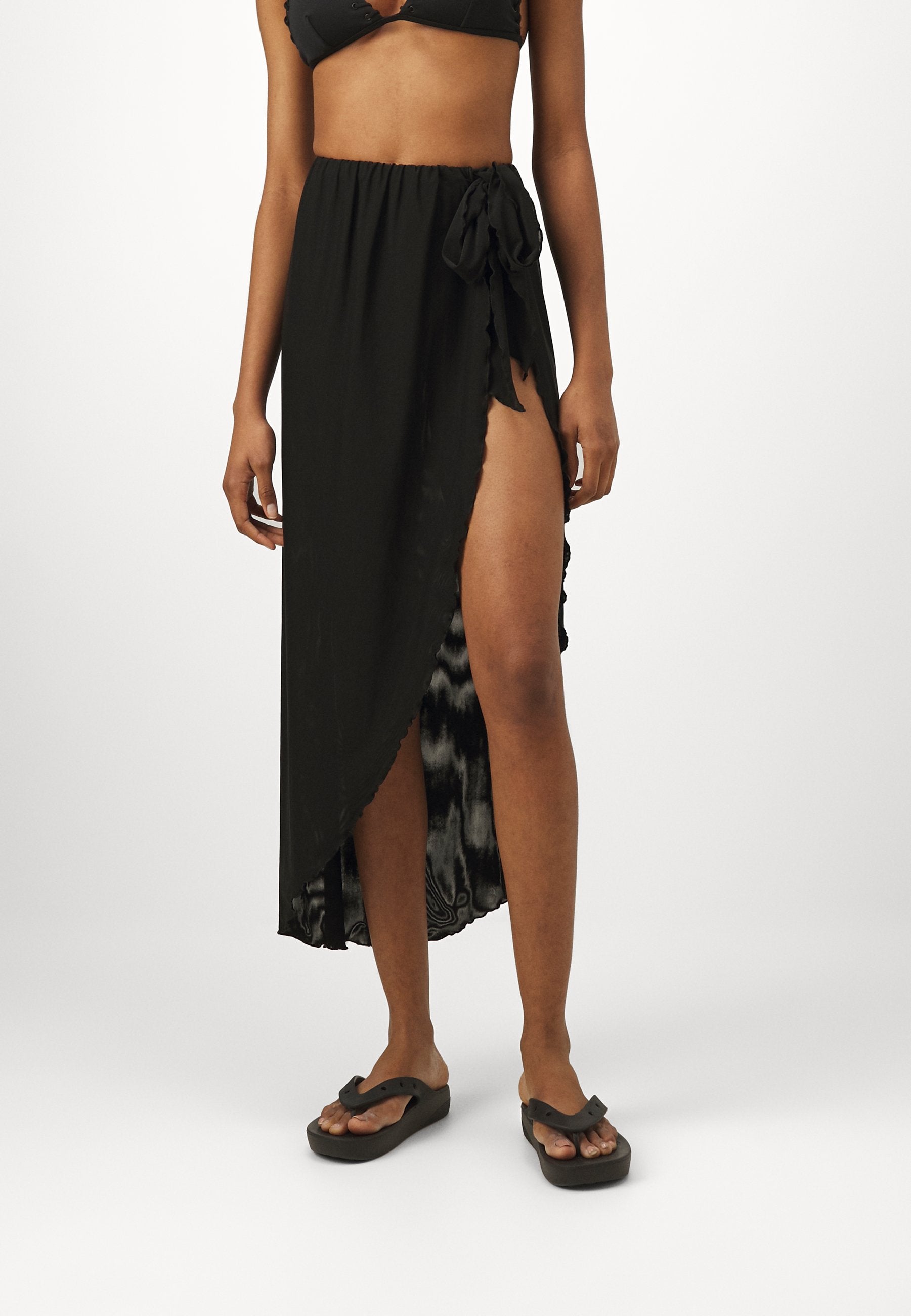 Good American SIDE TIE MIDI