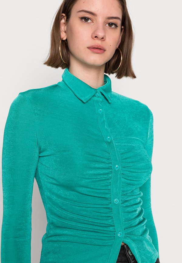 Gina Tricot DOLLY SHIRT