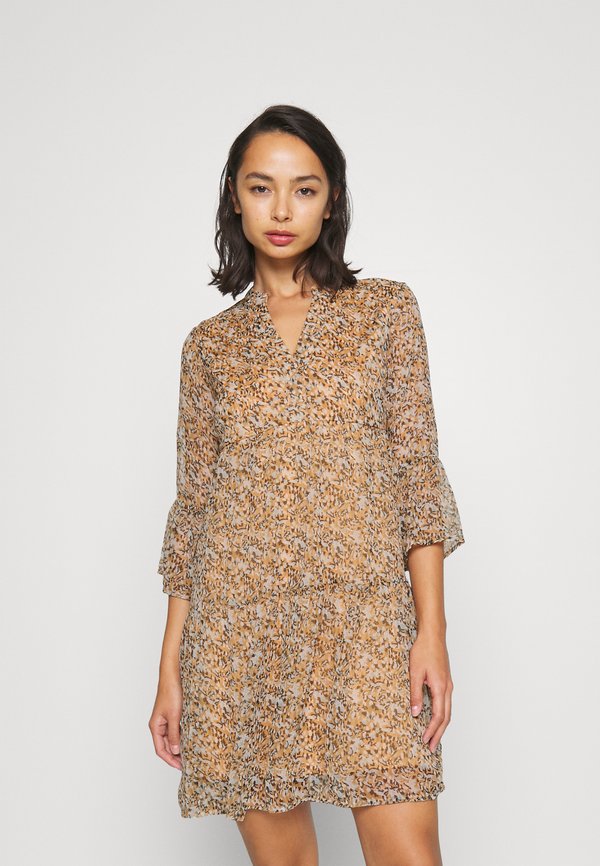 Vero Moda Petite VMKAY 3/4 SHORT DRESS