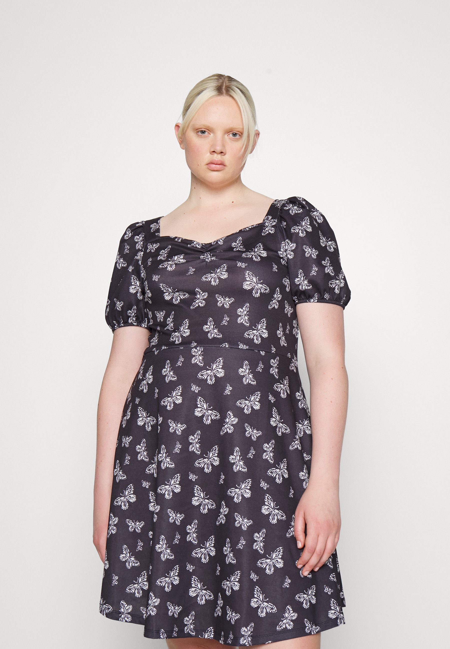 ONLY Curve ONCTHEA FEVER PUFF DRESS