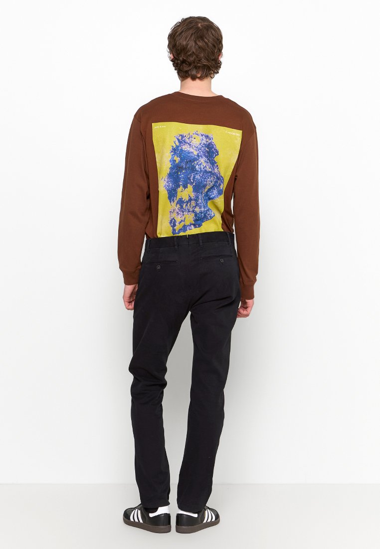 CLOSED CLIFTON SLIM FIT