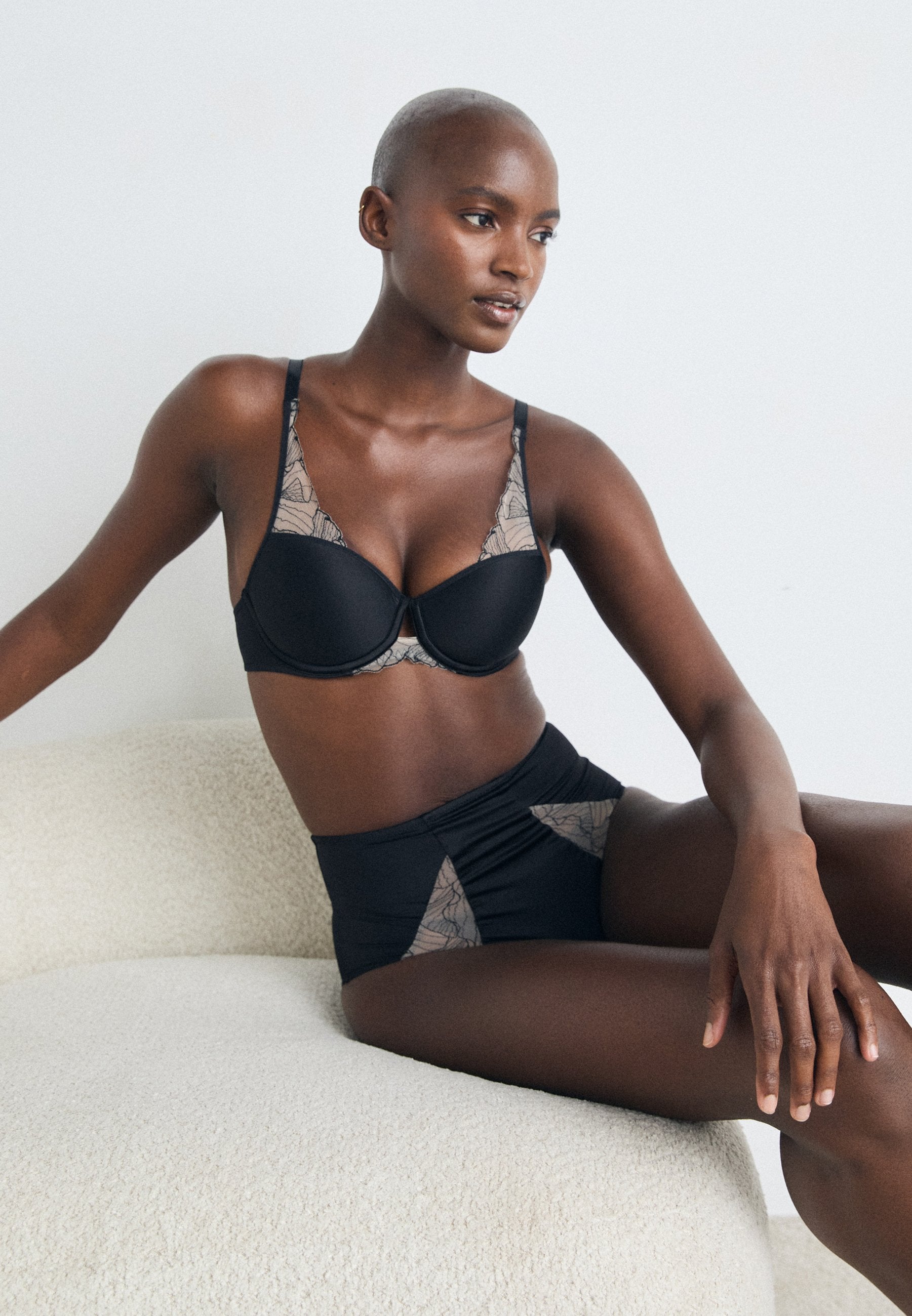 PULP TATTOO LOVE HALF CUP MEMORY BRA Media 2