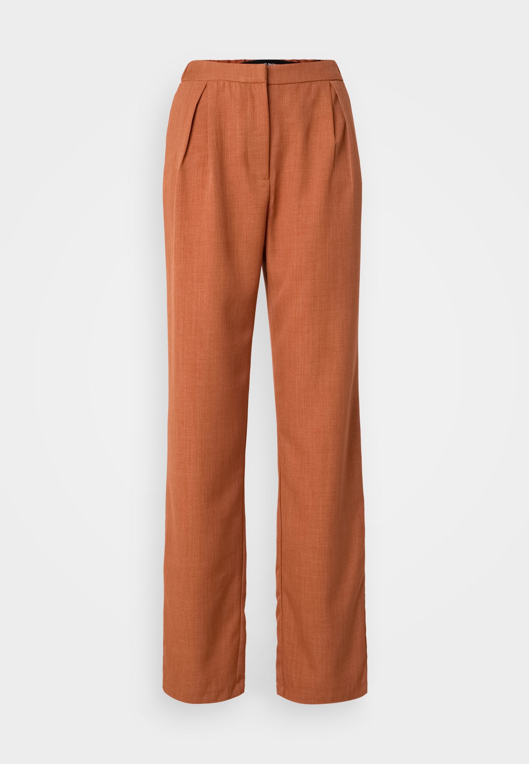 Weite Hosen in verbranntem Orange, mit strukturiertem Stoff, vorderen Falten und einem normalen Bund.